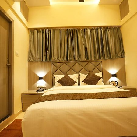מומביי Hotel Boston מראה חיצוני תמונה